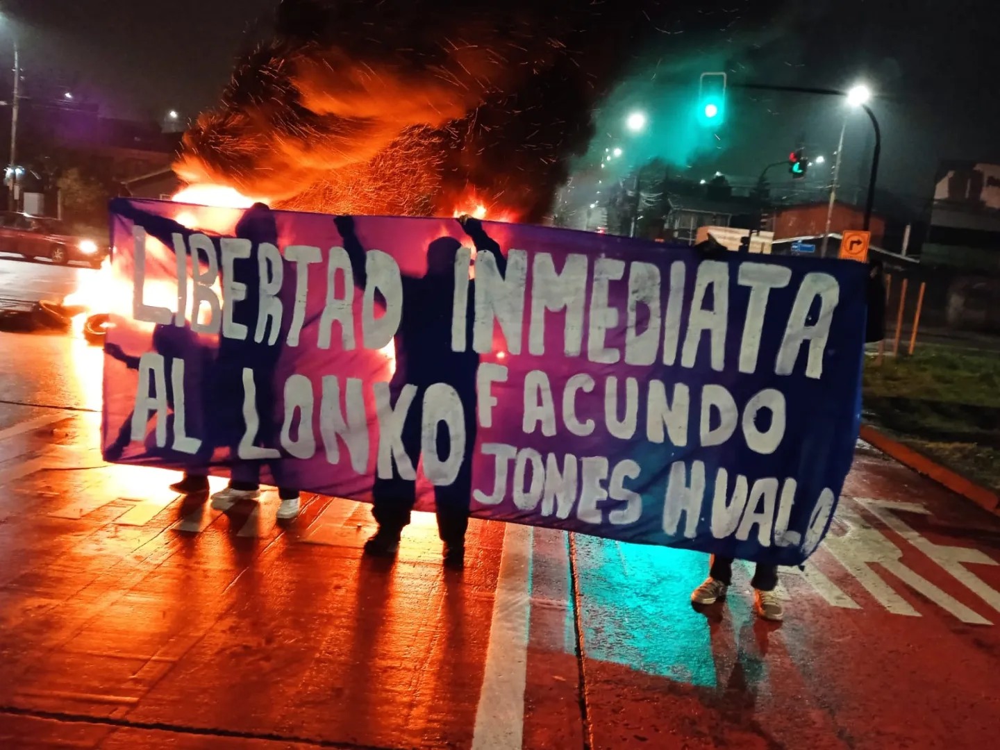 Fachiantuv, Facundo Jones Huala se encuentra internado en el Hospital regional de Temuco.